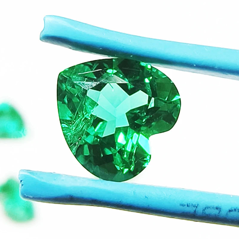 Lab Grown Colombia Emerald Green Color Heart Shape Charms Gemstone DIY Ring Necklace Earrings Main Materials Certificate