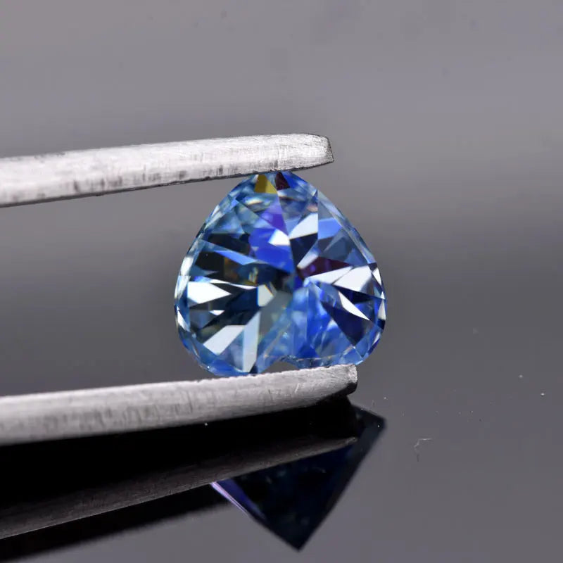 Moissanite VVS1 Artificial Stone Ice Blue Color Heart Cut with Certificate Unnatural