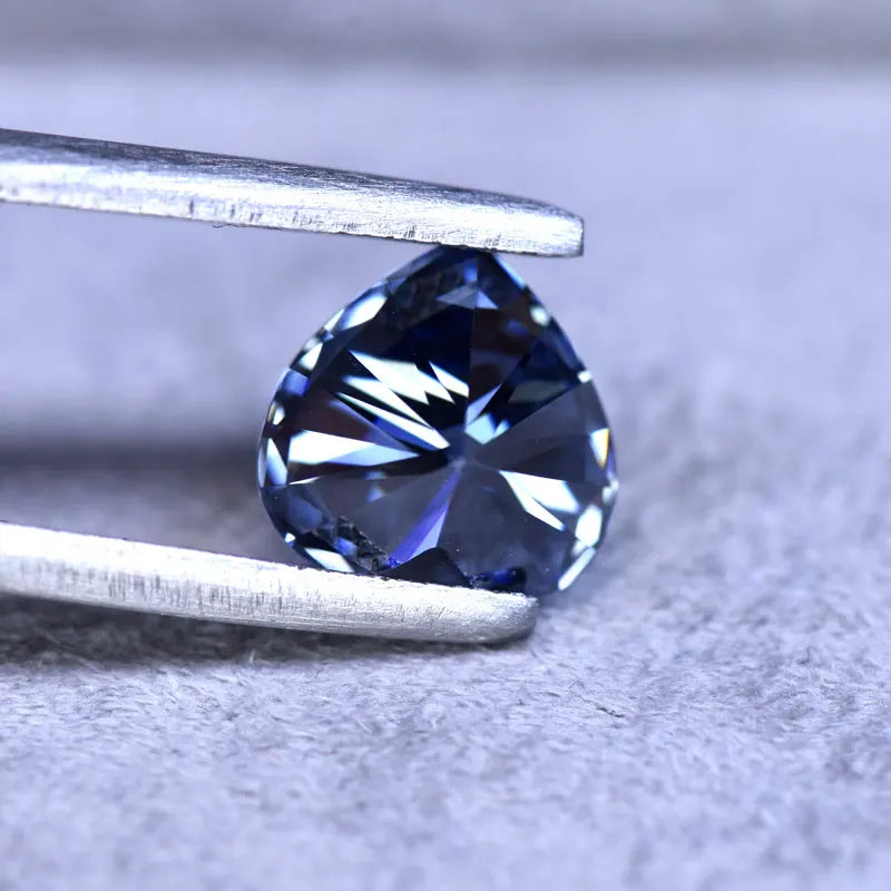 Moissanite VVS1 Artificial Stone Royal Blue Color Heart Cut with Certificate Wholesale
