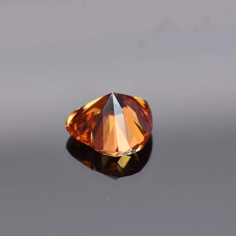 Moissanite VVS1 Artificial Stone Orange Color Heart Cut with Certificate Wholesale