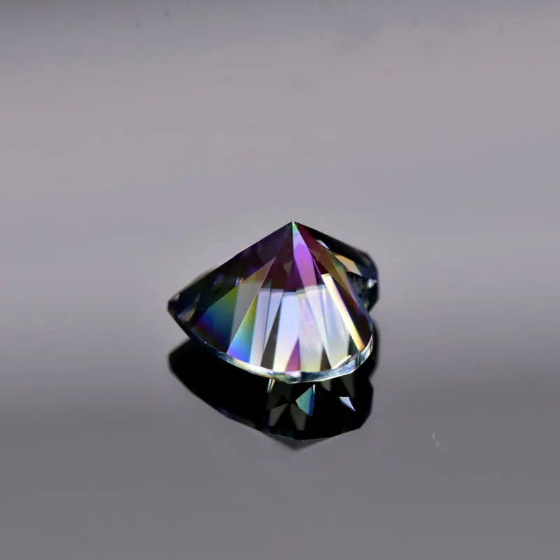 Moissanite VVS1 Artificial Stone Rainbow Green Color Heart Cut with Certificate Factory Outlet