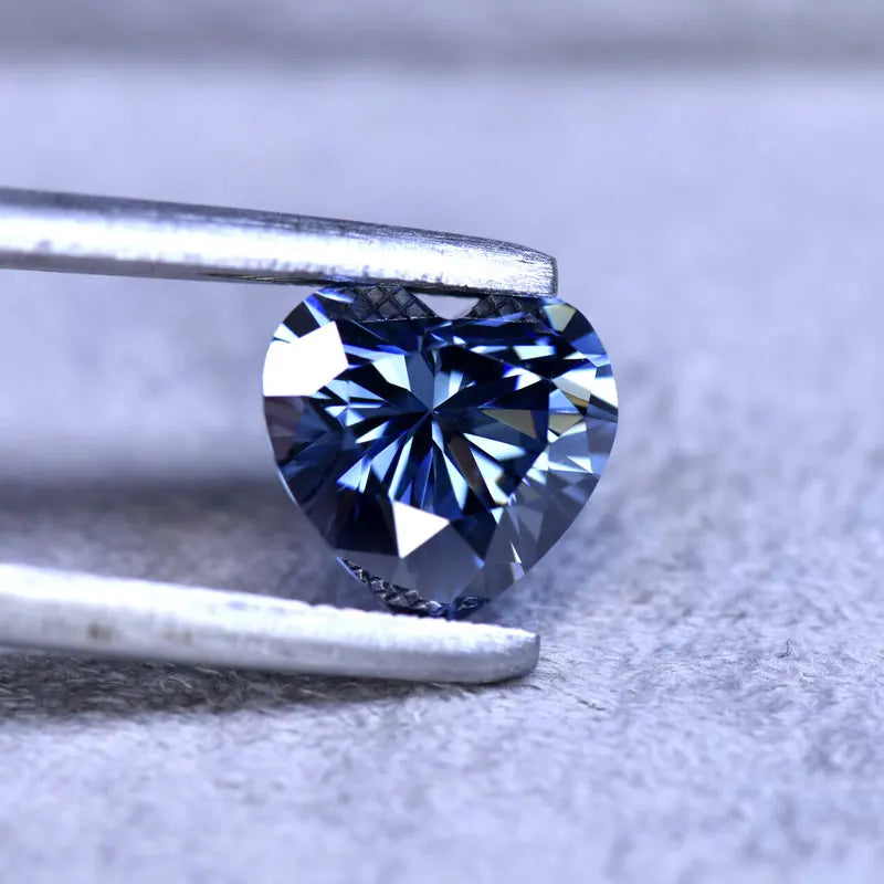 Moissanite VVS1 Artificial Stone Royal Blue Color Heart Cut with Certificate Wholesale